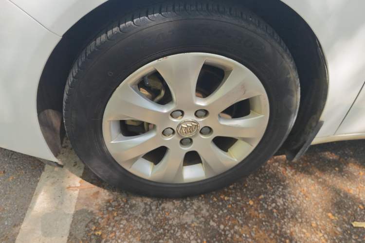 Used Buick Regal 2015 1.6T Elite Tech Model Left Front Wheel Hub