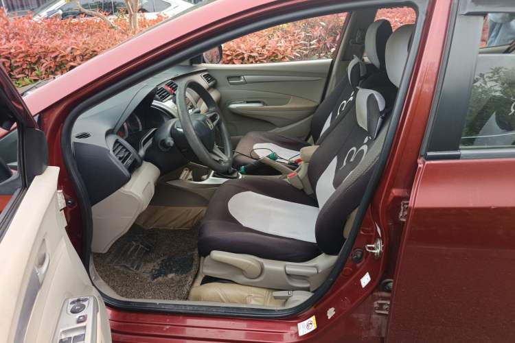 Used Honda City Classic 2008 1.5L manual Elite Edition Left Front Seat