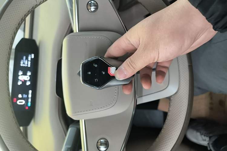 Used Hyptec HT 2024 825 Ultra-High Voltage LiDAR Edition
