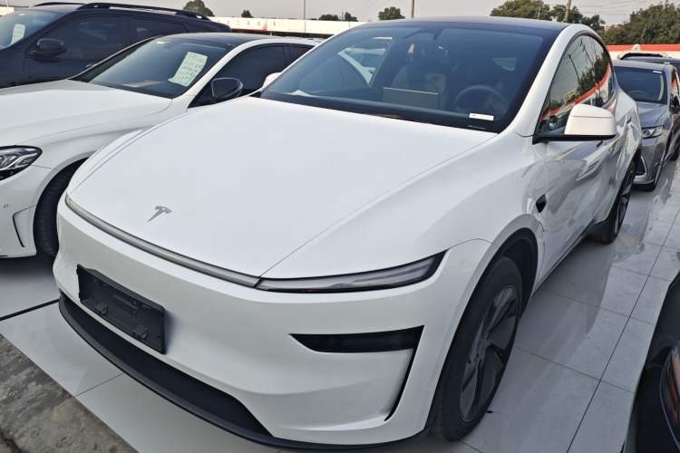 Used Tesla Model Y 2026 Rear-Drive Model