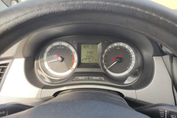 Used Skoda Fabia 2017 1.4L Automatic Car Enjoy Edition Instrument Cluster