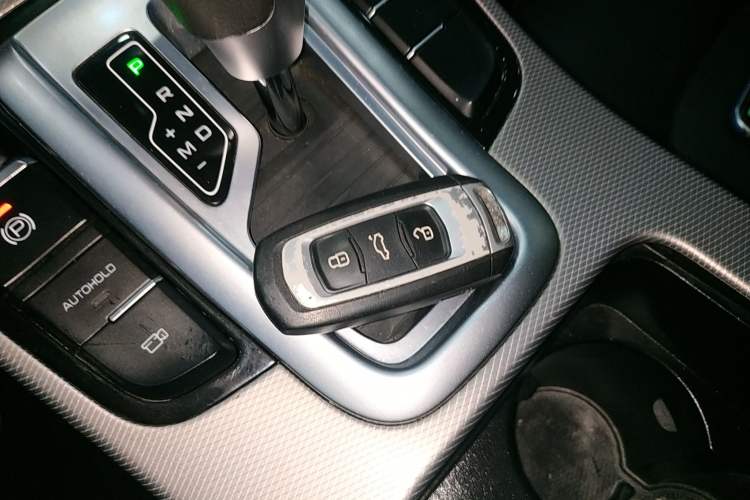 Used Geely Auto Emgrand GL 2018 1.4T DCT Elite Smart Connectivity Version Interior 1