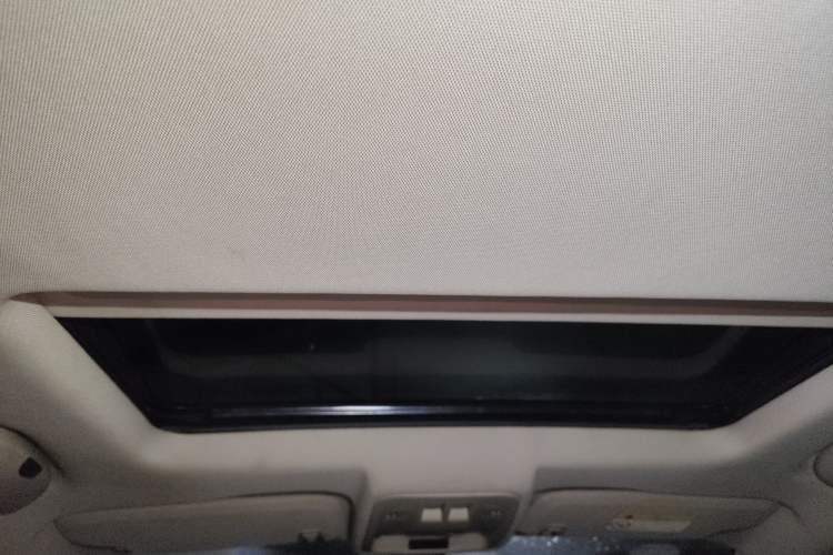 Used Buick Verano 2017 Sedan 20T Dual-Clutch Elite Model
