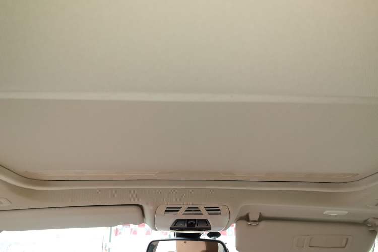 Used BMW 3 Series 2015 320Li Luxury Design Package Premium Edition