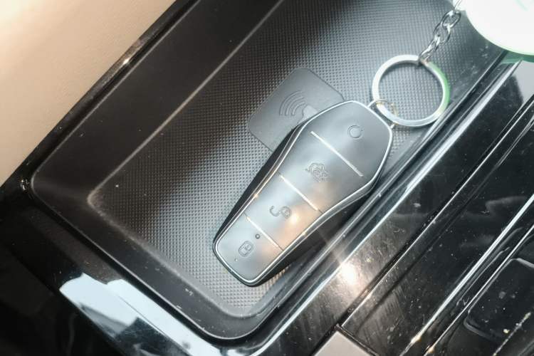 Used BYD Yuan Pro 2021 401 km Luxury Version Vehicle Key