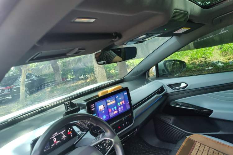 Used Volkswagen ID.4 X 2023 Smart Enjoyment Long-Range Version Headliner