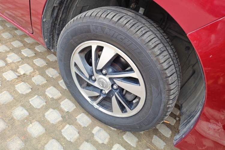 Used Nissan NV200 2016 Revised Version 1.6L CVT Luxury Edition