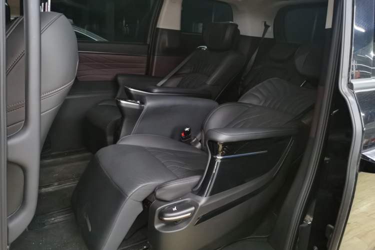 Used GAC Trumpchi M8 2024 Master Series 400T Prestige Edition