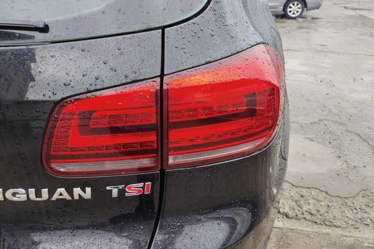 Used Volkswagen Tiguan L 2015 1.8TSI Automatic Two-Wheel Drive Comfort Edition
