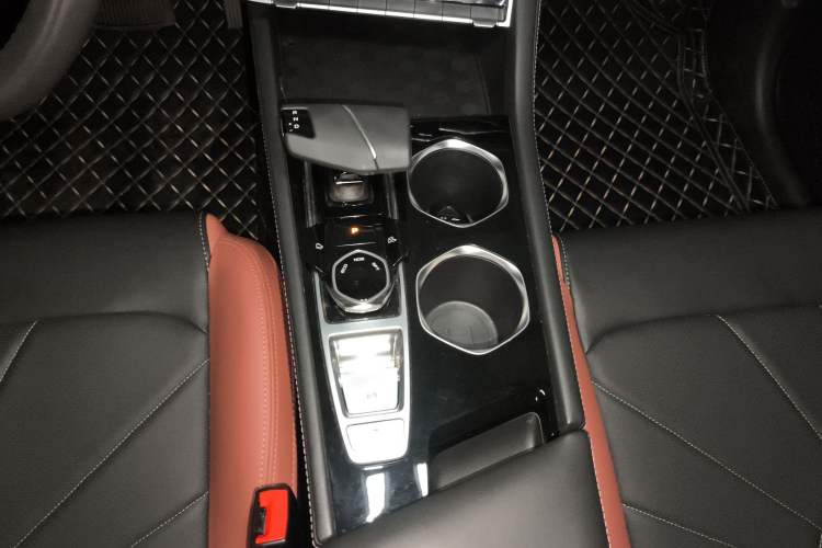 Used Changan Eado 2023 Changan Edition PLUS Blue Whale NE 1.4T GDI DCT Prestige Version