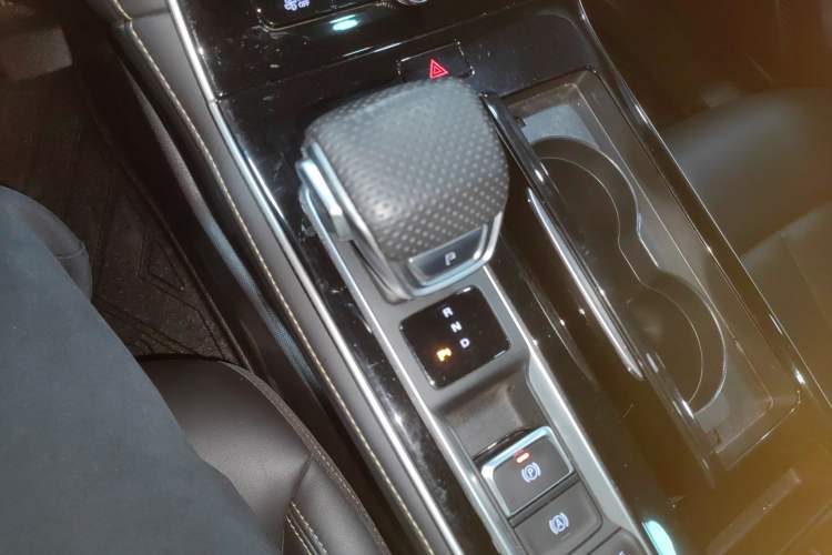 Used Roewe i6 MAX New Energy 2023 EV 420 Skyroof Special Edition