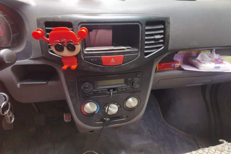 Used BAIC Weiwang 306 2011 1.3L Comfort version 7 seats
