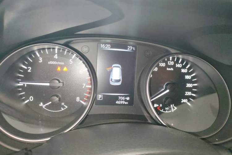 Used Nissan X-Trail 2025 Honor 2.0L Two-Wheel Drive Leading Edition Instrument Cluster