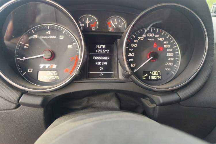 Used Audi TTS 2011 TTS Roadster 2.0TFSI quattro Odometer Close Up