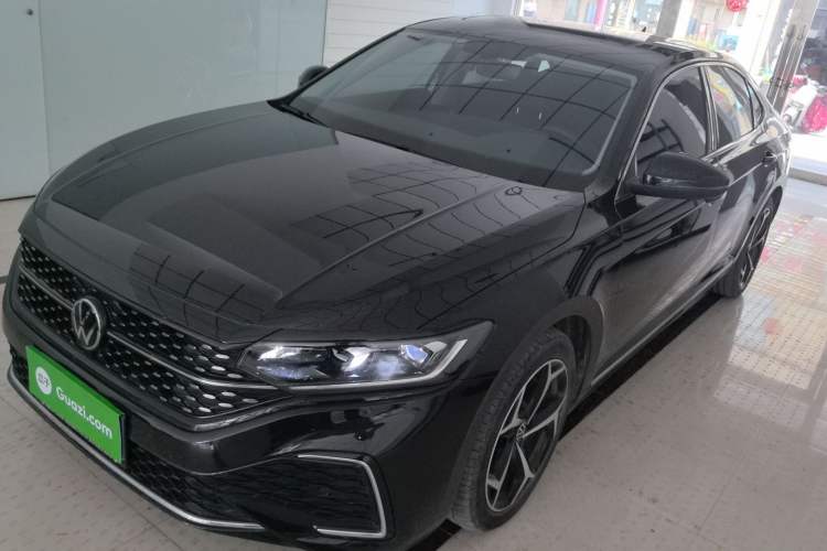 Used Volkswagen Passat 2023 Revised 330TSI Starry Elite Edition