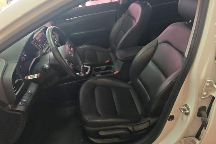 Used Hyundai Elantra (6th Generation / Lingdong) 2019 1.5L CVT ZhiXuan – Elite Version Left Front Seat