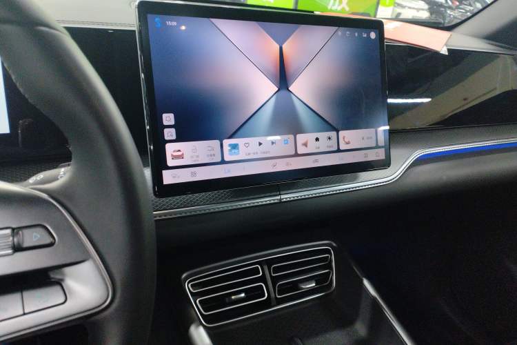 Used BYD Song Pro New Energy 2025 Second-Generation Intelligent Driving Version DM-i 115KM Superior Trim Audio And AC Panel