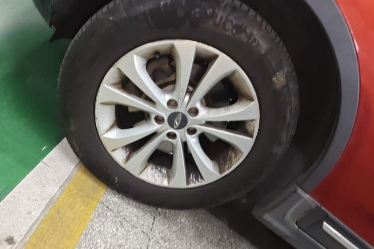 Used Chery Tiggo 5 2014 2.0L CVT Family Deluxe Edition Left Front Wheel Hub