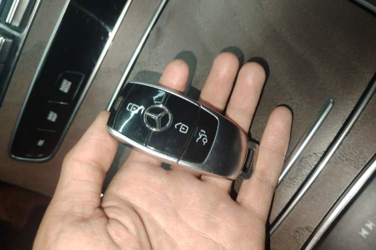 Used Mercedes-Benz E-Class 2023 Updated E 300 L Luxury Edition