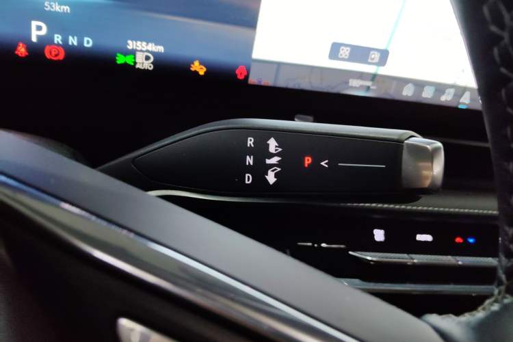 Used Buick E5 2023 Zhixiang Standard Range Edition Gear Lever