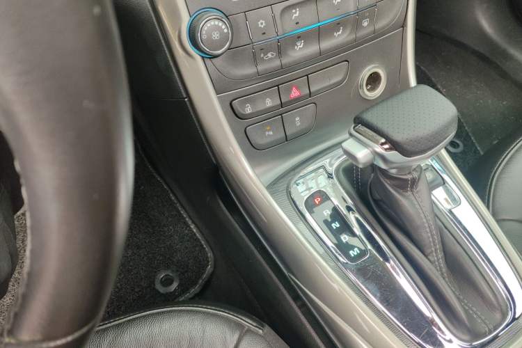 Used Chevrolet Malibu 2012 1.6T Automatic Luxury Edition
