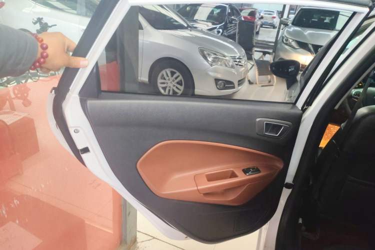 Used Ford Fiesta 2014 Hatchback 1.0 GTDi Automatic Dynamic Model