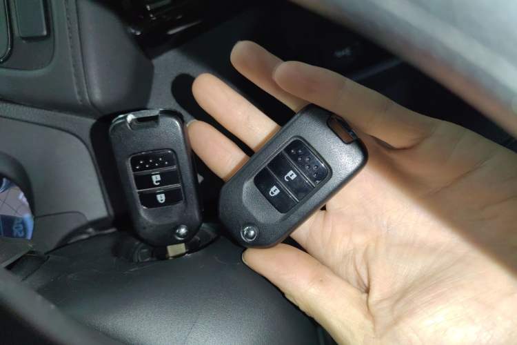 Used Honda Vezel 2020 1.5L CVT Pioneer Edition