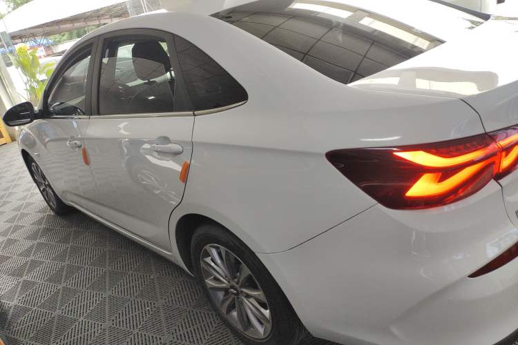 Used Chevrolet Monza 2022 320 Automatic Enjoyment Sunroof Version
