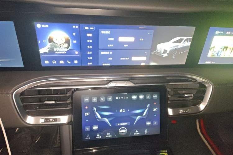 Used Hongqi E-HS9 2022 660 km Range Flagway Edition Six Seats

