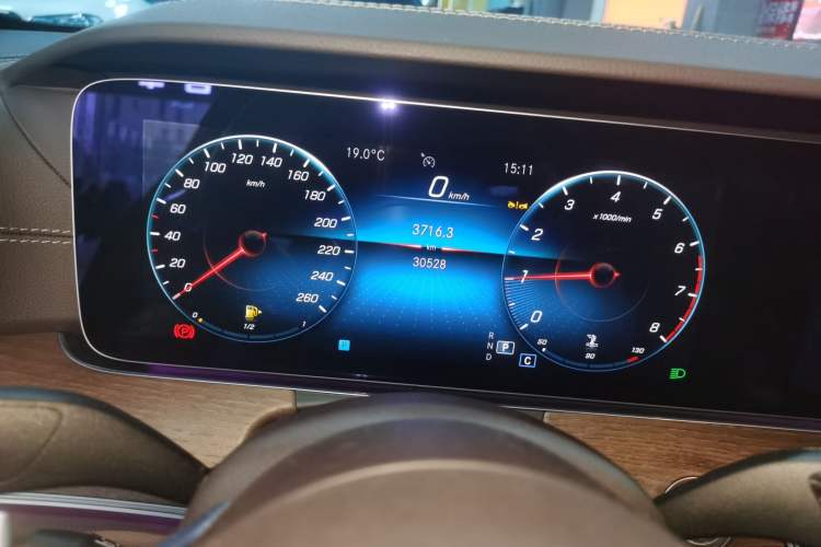 Used Mercedes-Benz E-Class 2023 Updated E 300 L Fashion Edition