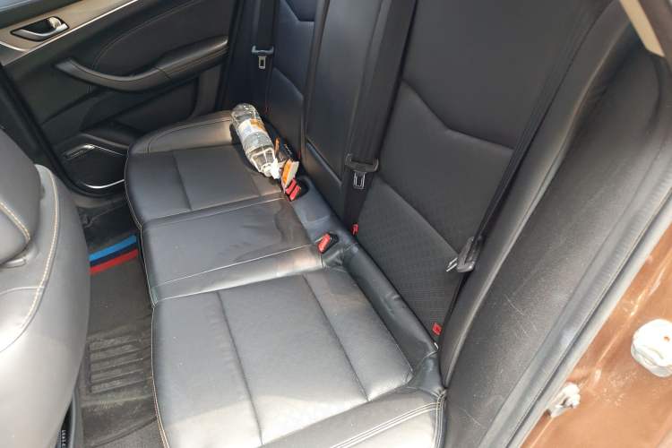 Used CHANGAN Eado 2018 1.6L GDI Manual Fashion Edition Left Rear Seat