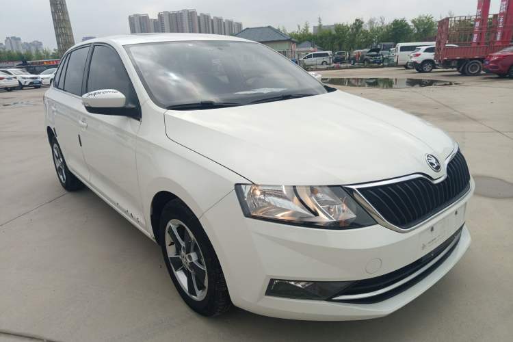 Used Skoda Rapid Spaceback 2019 Revised Version 1.5L Automatic Comfort Edition China VI Standard Front Right 45 Deg