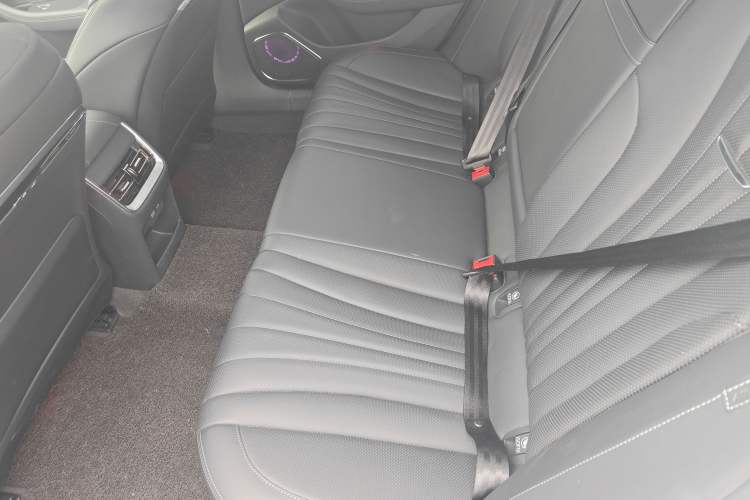 Used Hongqi H5 2023 2.0T Automatic Smart Connect Flagship Edition
