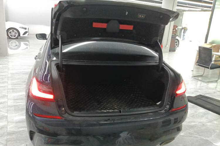 Used BMW 3 Series 2022 325Li M Sport Package
