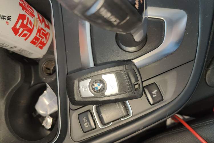 Used BMW 3 Series GT 2016 320i Fashion Model
