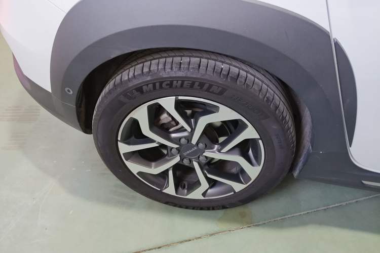 Used Lynk & Co 02 2019 1.5T DCT Two-Wheel Drive Pro Edition China VI Standard
