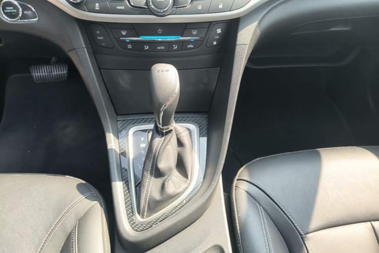 Used Buick GT 2015 18T Dual-Clutch Luxury Model
