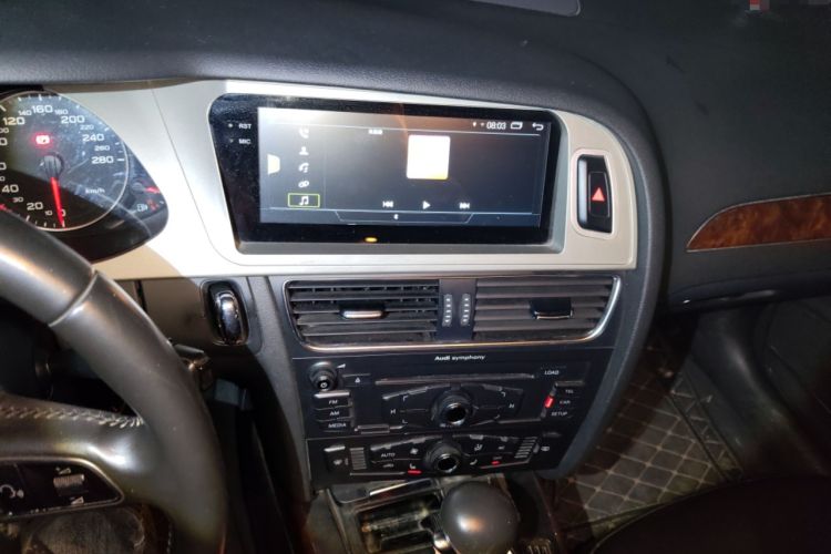 Used Audi A4L 2012 2.0 TFSI automatic Comfort trim level