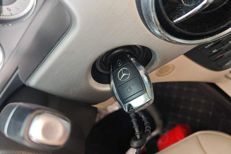 Used Mercedes-Benz GLK-Class 2013 GLK 300 4MATIC Dynamic Edition Vehicle Key