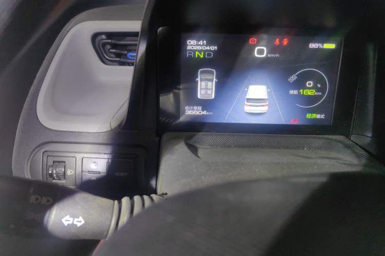 Used Wuling Hongguang MINIEV 2020 Enjoyment Model Lithium Iron Phosphate Odometer Close Up