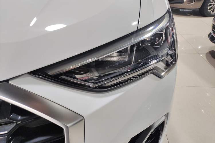 Used Audi Q3 2023 35 TFSI Fashion Dynamic Model (1.4T)