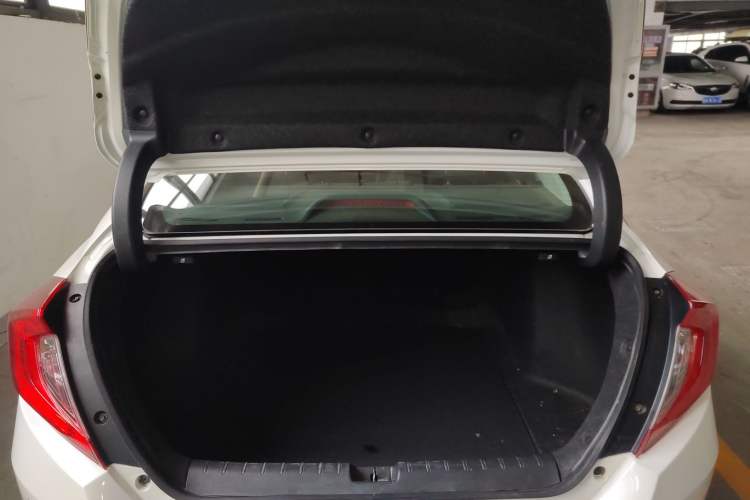 Used Honda Civic 2016 220TURBO CVT Luxury Edition