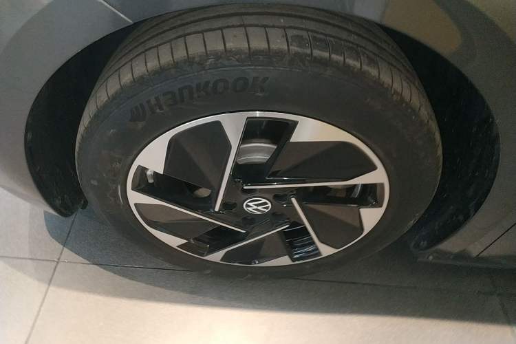 Used Volkswagen ID.3 2025 Smart Edition Outstanding Model