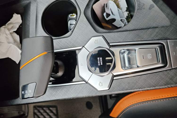 Used CHANGAN UNI-V 2023 1.5T Prestige Model
