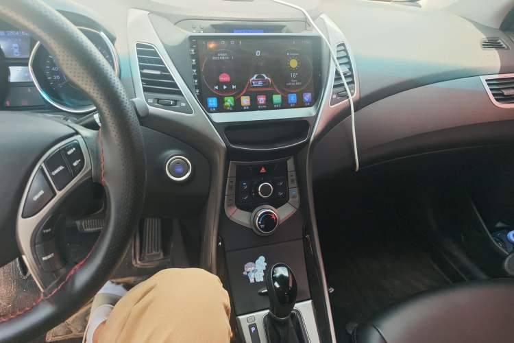 Used Hyundai Elantra (5th Generation / Langdong) 2015 1.6L Automatic Leading Model