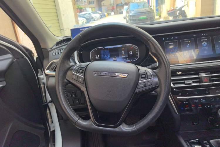 Used Venucia T90 2020 2.0L CVT Smart Connect & Smooth Drive Edition Steering Wheel