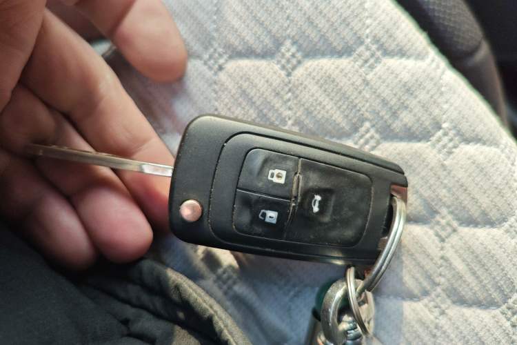 Used Chevrolet Cruze 2011 1.6L SE MT Transformers Edition