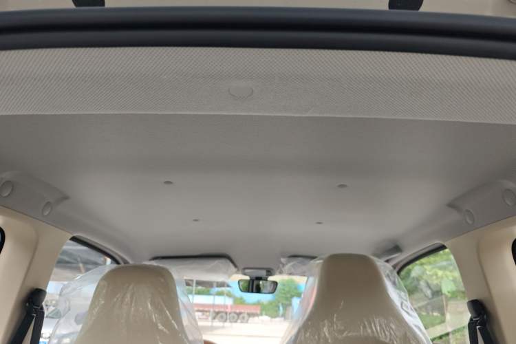 Used Wuling Hongguang MINIEV 2024 3rd Generation 215km Youth Edition Headliner