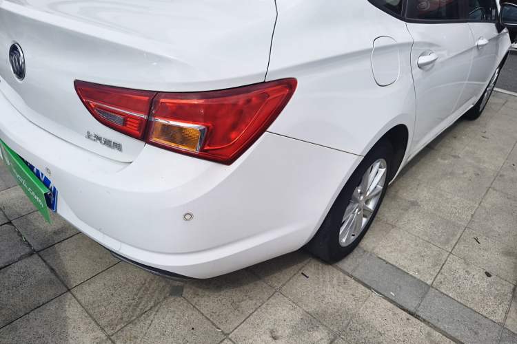 Used Buick Verano 2017 Sedan 20T Dual-Clutch Leading Model