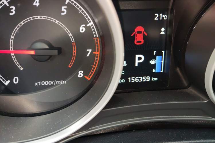 Used Mitsubishi ASX 2013 2.0L CVT Four-Wheel Drive Premium Edition Odometer Close Up